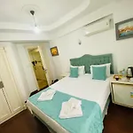 Отель Sultanahmet La Petite Стамбул