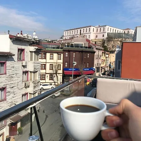 La Petite Maison 3* 伊斯坦布尔