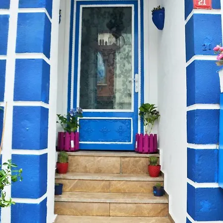 Отель Sultanahmet La Petite