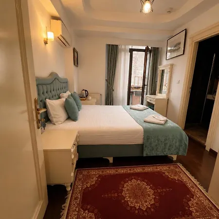 Отель Sultanahmet La Petite Стамбул