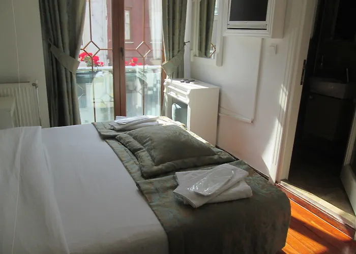 Sultanahmet La Petite Hotell 3*