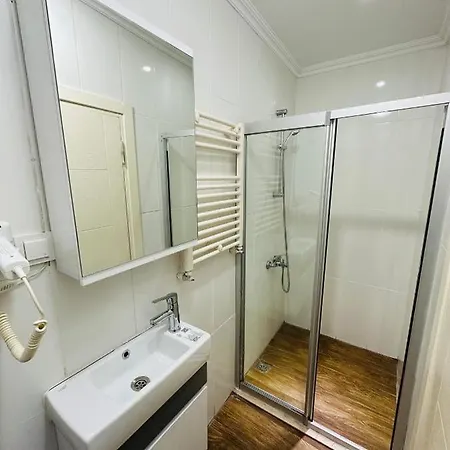 Отель La Petite Maison Стамбул