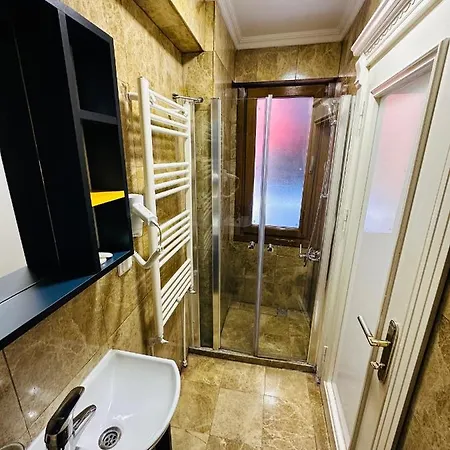 Отель La Petite Maison